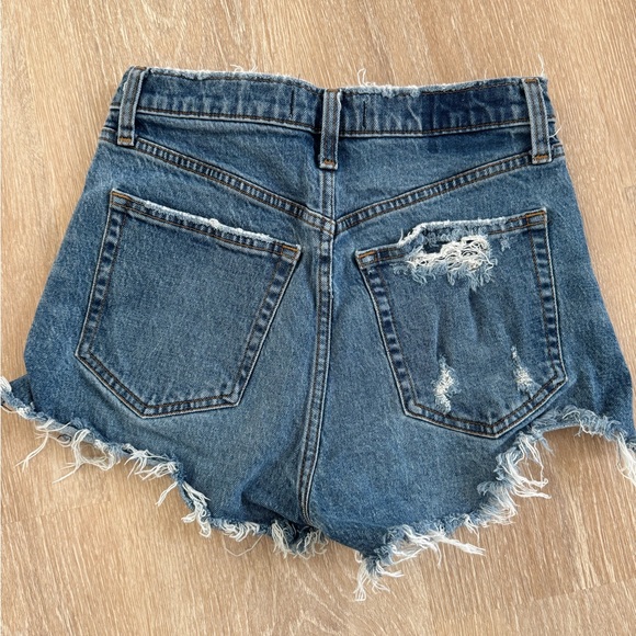 Abercrombie & Fitch mom shorts - Picture 2 of 3